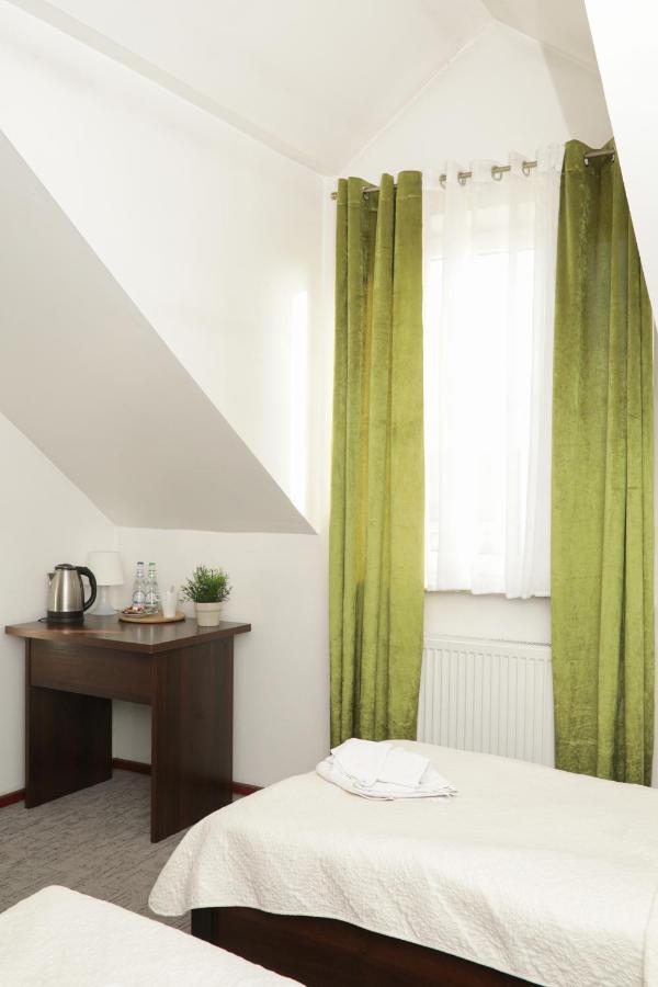 Hotel Zlotogorski Koscielec Esterno foto
