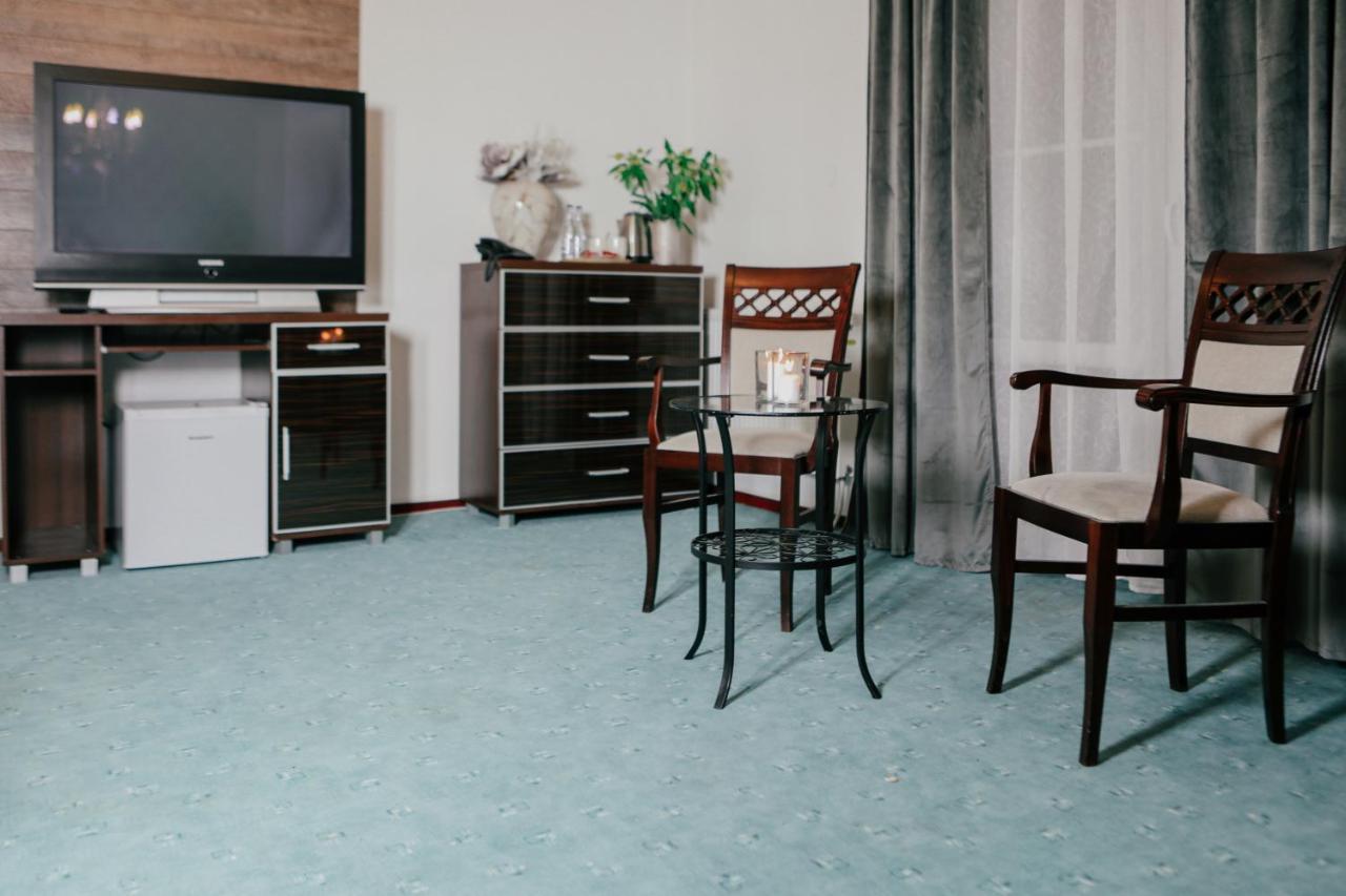 Hotel Zlotogorski Koscielec Esterno foto